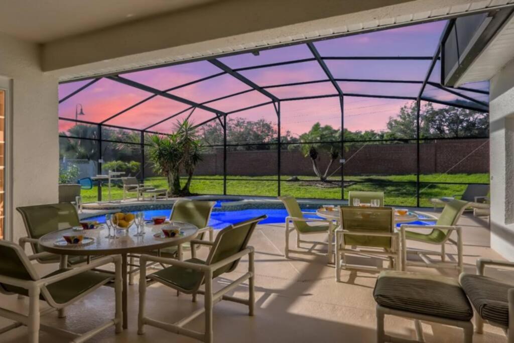 The Marvel Mansion 5Br Pool Home Near Disney World ออร์ลันโด ภายนอก รูปภาพ