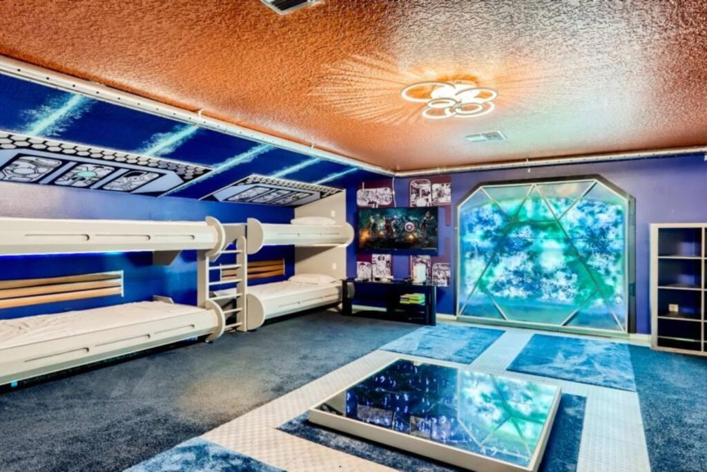 The Marvel Mansion 5Br Pool Home Near Disney World ออร์ลันโด ภายนอก รูปภาพ